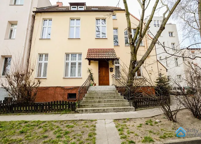 Tradycyjny Apartament 3city w Sopocie Blisko Plaży by Noclegi Renters